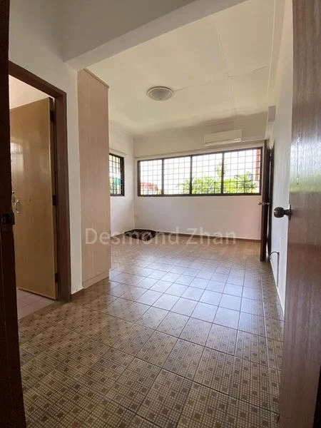 5 Bed Semi-Detached House (Landed) for Rent in  East View Garden - Image 3