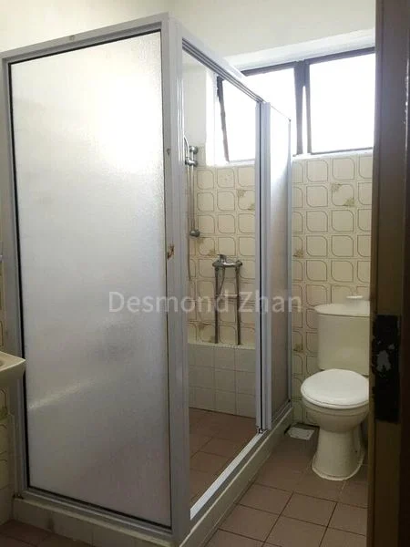 5 Bed Semi-Detached House (Landed) for Rent in  East View Garden - Image 2