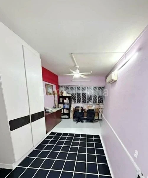 4 Room (4A) HDB for Sale in  121 Mcnair Road - Image 5