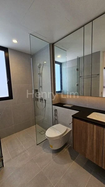 5 Bed Bungalow (Landed) for Sale in Hong Kong Park - Image 14