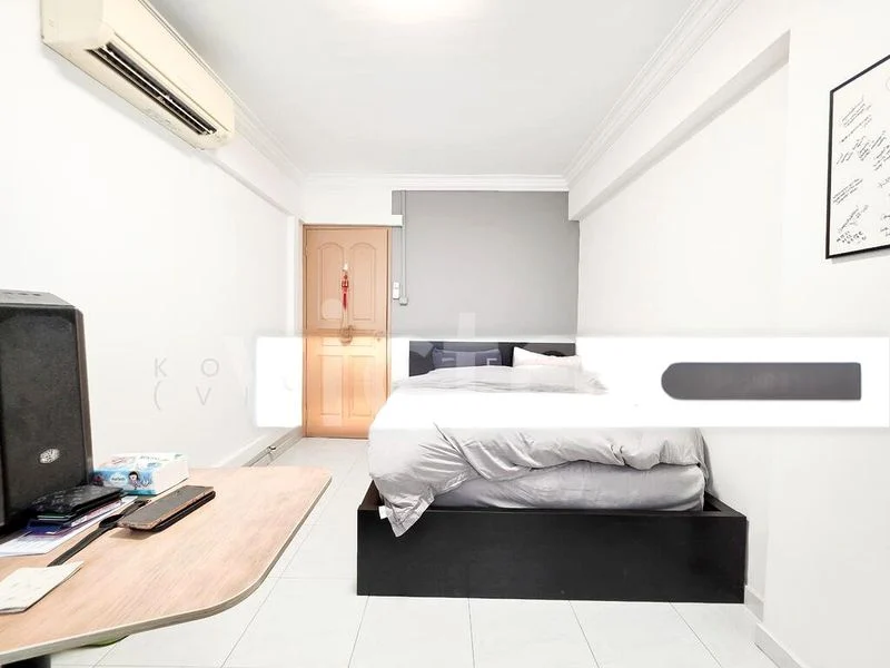 4 Room (4A) HDB for Sale in  851 Jurong West Street 81 - Image 6