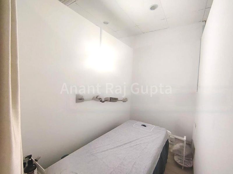 Other Retail for Rent: The Adelphi - Image 10