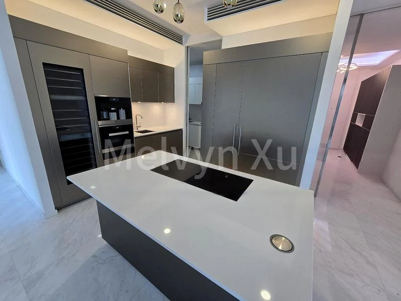 4 Bed Condo for Sale in  South Beach Residences - Image 3