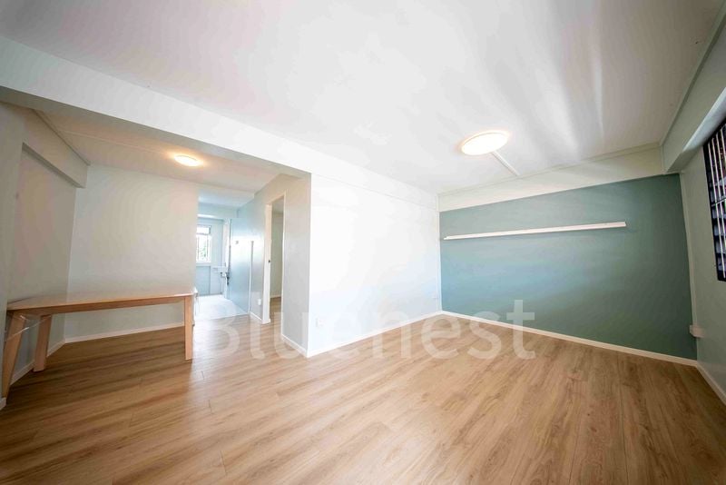 2 Room (2I) HDB for Sale in 45 Telok Blangah Drive - Image 1