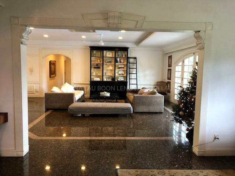 5 Bed Bungalow (Landed) for Rent in  Peirce Villas - Image 1