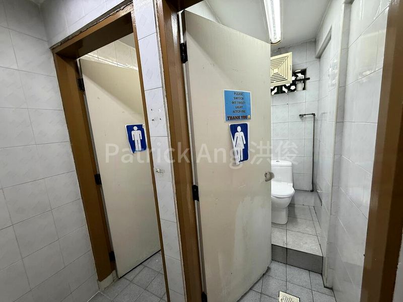 Shop / Shophouse for Rent: Jalan Sultan - Image 8