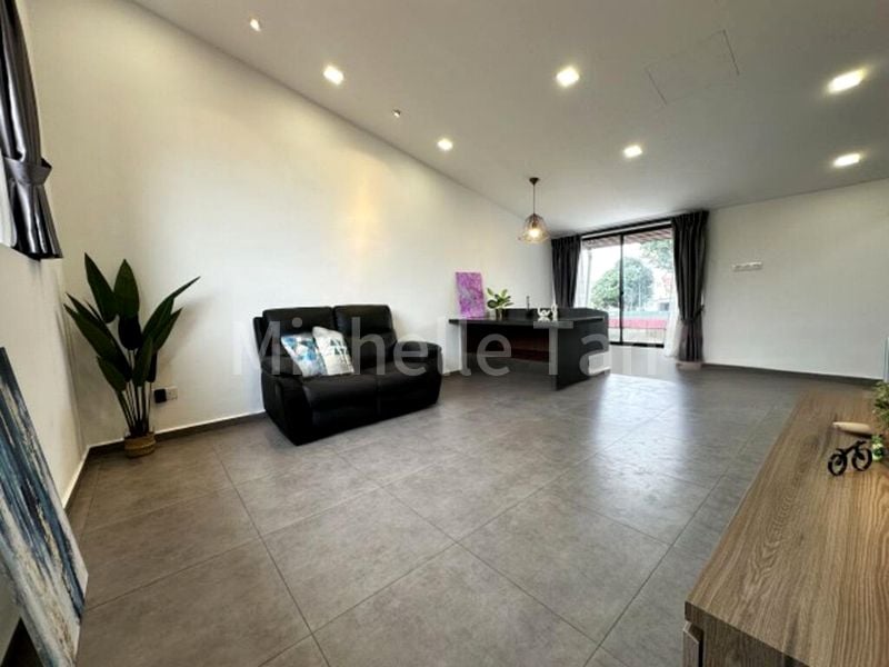 1 Bed Walk-up Apartment (Condo) for Rent in  723 East Coast Road - Image 6