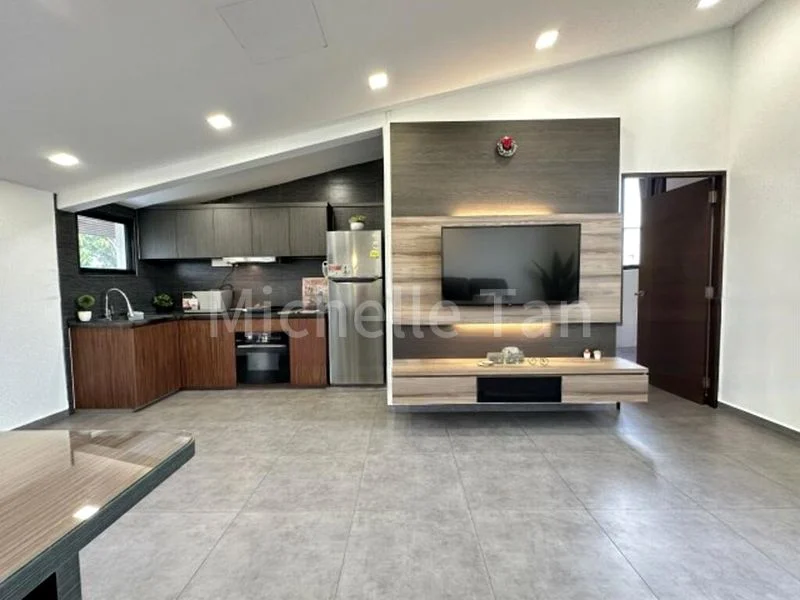 1 Bed Walk-up Apartment (Condo) for Rent in  723 East Coast Road - Image 7