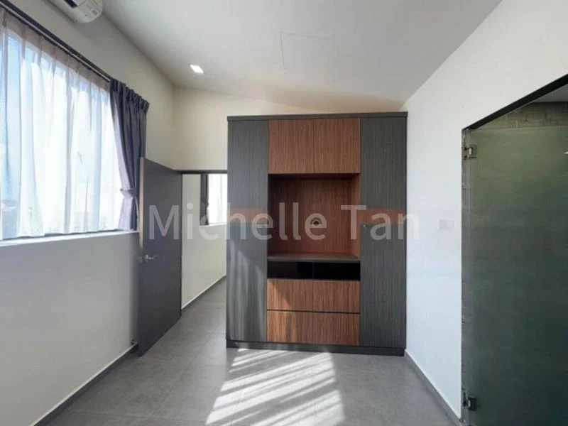 1 Bed Walk-up Apartment (Condo) for Rent in  723 East Coast Road - Image 11