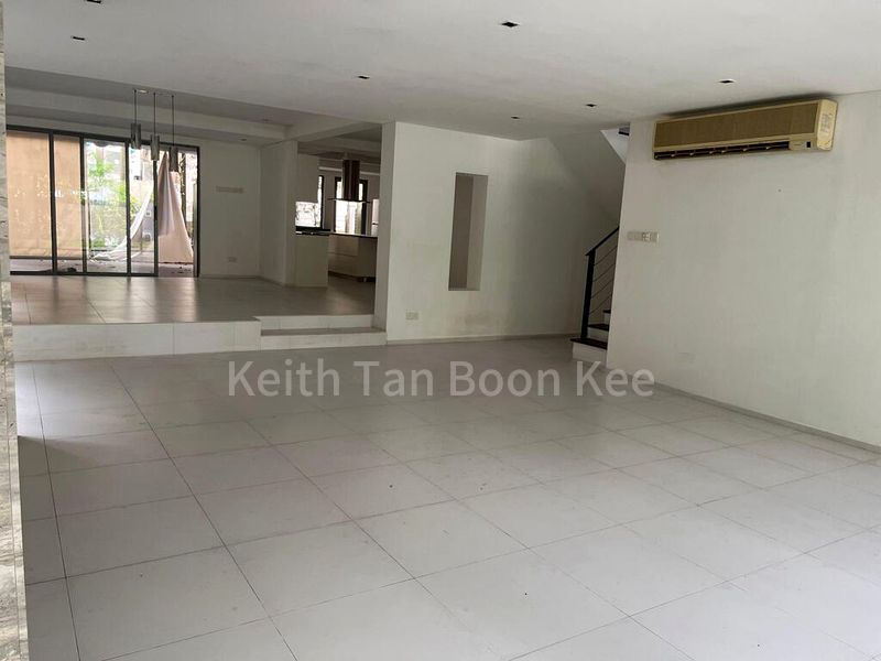 4 Bed Semi-Detached House (Landed) for Sale in  Greenbank Park - Image 7