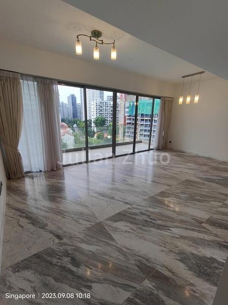 3 Bed Condo for Rent in  Suites @ Cairnhill - Image 6