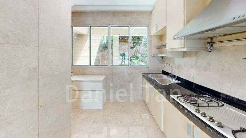 4 Bed Condo for Rent in  Pepys Hill Condominium - Image 6