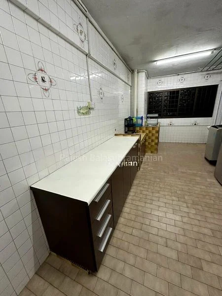 3 Room (3A) HDB for Rent in 180 Bukit Batok West Avenue 8 - Image 1