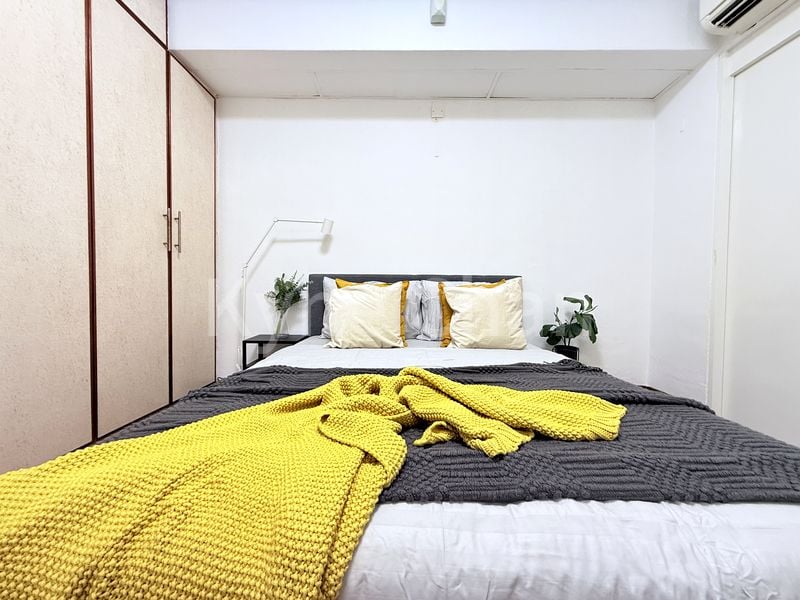 Master Room (Condo) for Rent in Pandan Valley - Image 5