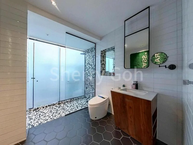 5 Bed Bungalow (Landed) for Sale in Chuan Place - Image 5