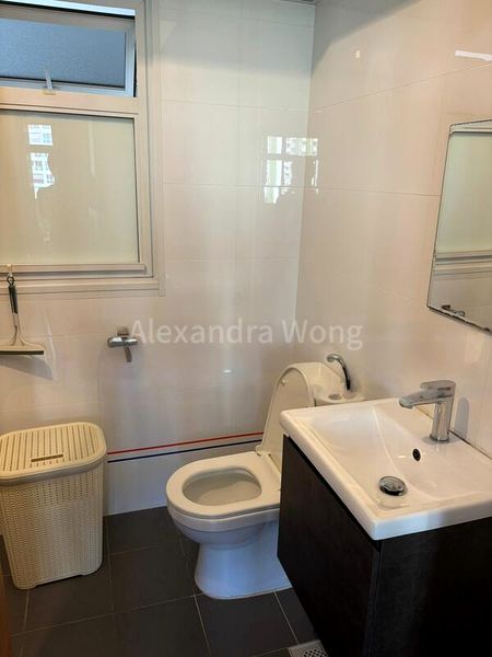 Common Room (HDB) for Rent in  Tampines Street 61 - Image 8