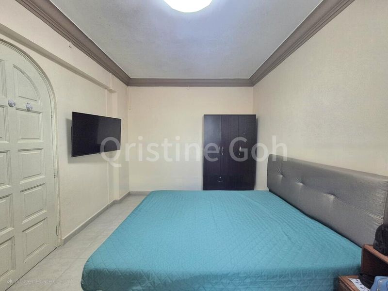 3 Room (3NG) HDB for Sale in  206 Yishun Street 21 - Image 3