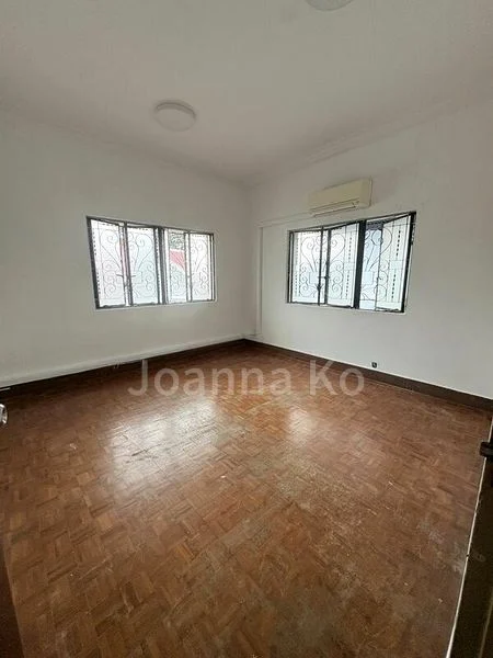 3 Bed Corner Terrace (Landed) for Rent in  Parry Green - Image 4