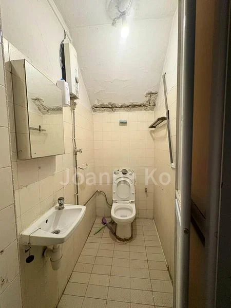 3 Bed Corner Terrace (Landed) for Rent in  Parry Green - Image 1