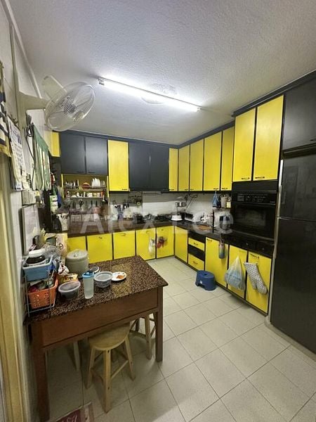 5 Room (5I) HDB for Sale in  718 Woodlands Avenue 6 - Image 7