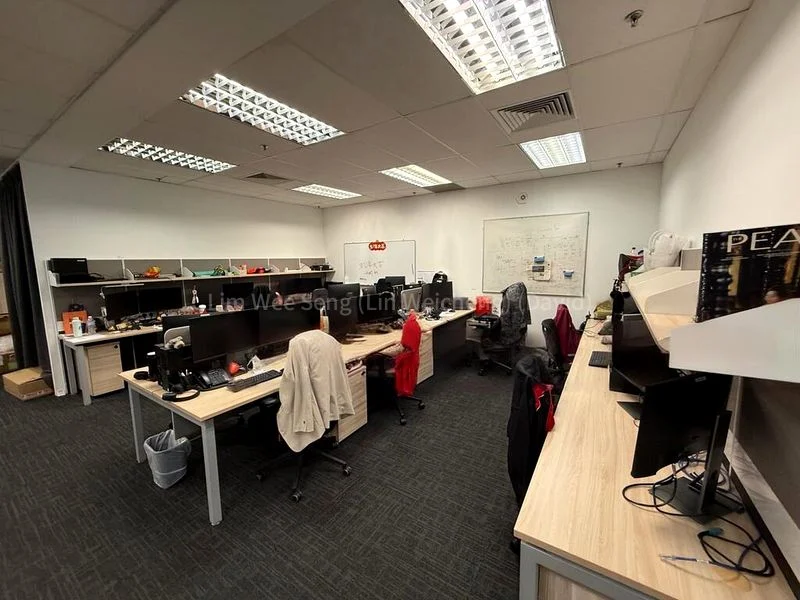 Office for Rent: 80 Robinson Road - Image 2