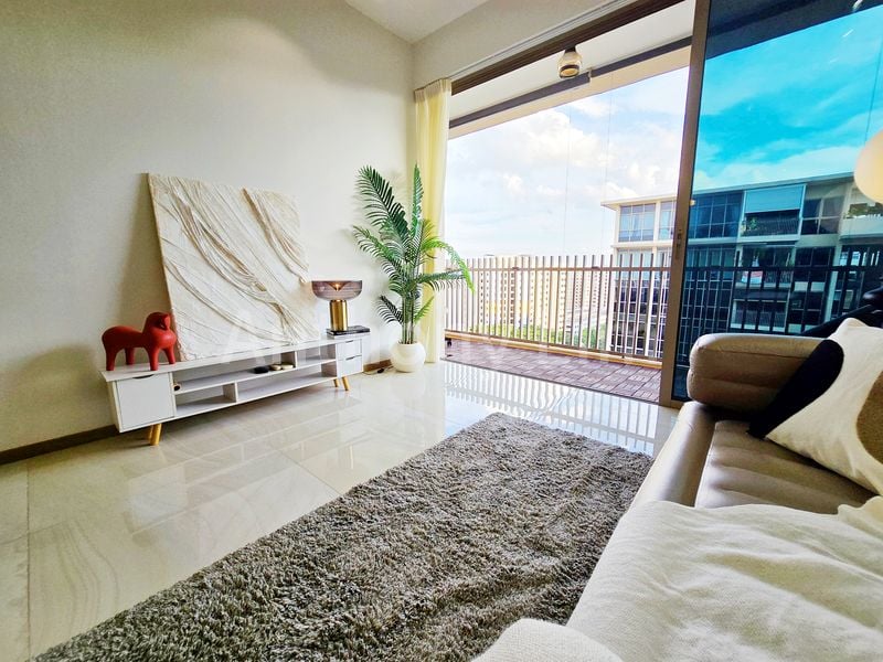 3 Bed Executive Condo for Rent in  The Vales - Image 1