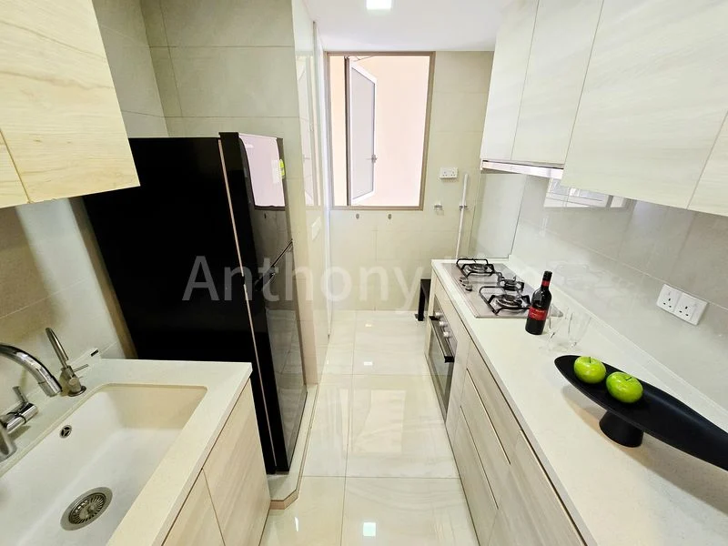 3 Bed Executive Condo for Rent in  The Vales - Image 7