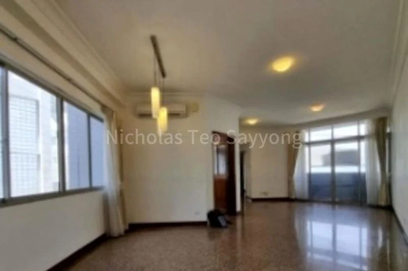 4 Bed Condo for Sale in The Bayshore - Image 2