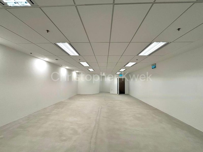 Office for Rent: United Square - Image 1