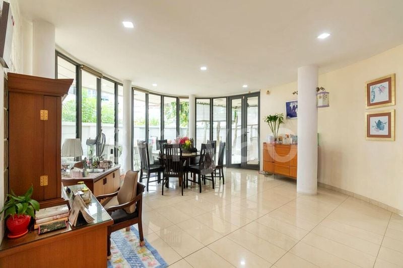 4 Bed Terraced House (Landed) for Sale in  Sunrise Villa - Image 9