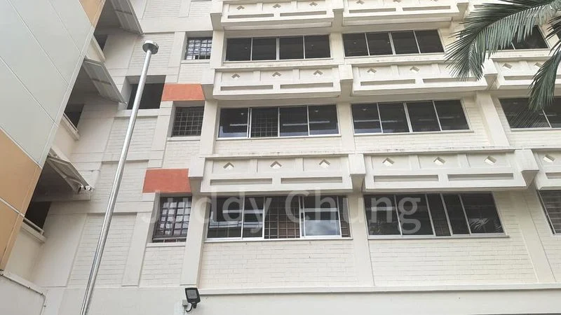 4 Room (4A) HDB for Sale in  503 Tampines Central 1 - Image 1