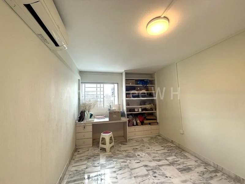4 Room (4A) HDB for Rent in  650 Hougang Avenue 8 - Image 5