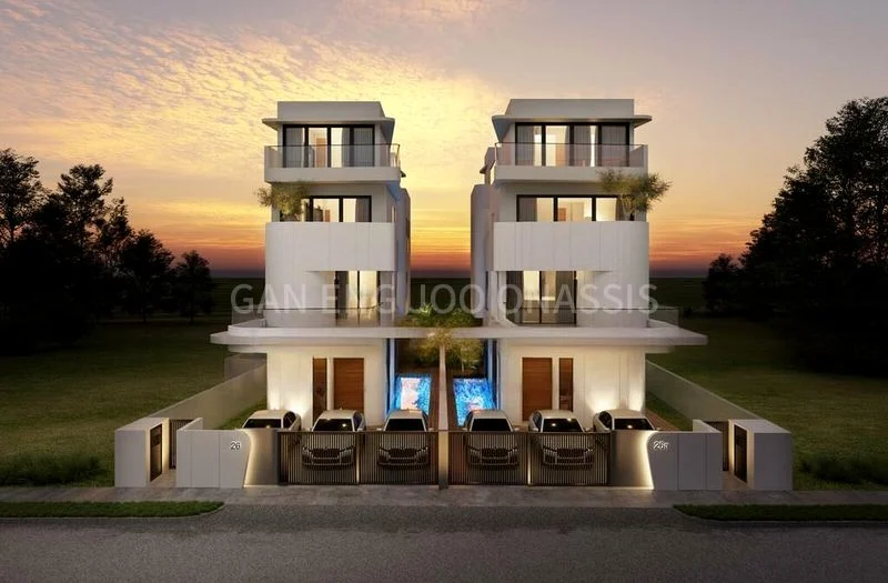 5 Bed Bungalow (Landed) for Sale in  77 @ East Coast - Image 1