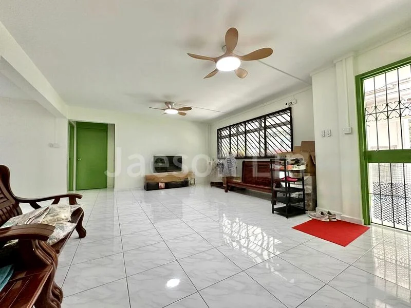Room (HDB) for Rent in  404 Woodlands Street 41 - Image 4