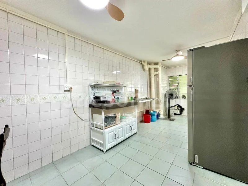 Room (HDB) for Rent in  404 Woodlands Street 41 - Image 7