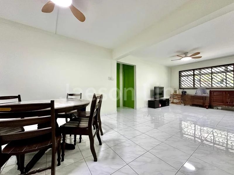 Room (HDB) for Rent in  404 Woodlands Street 41 - Image 6