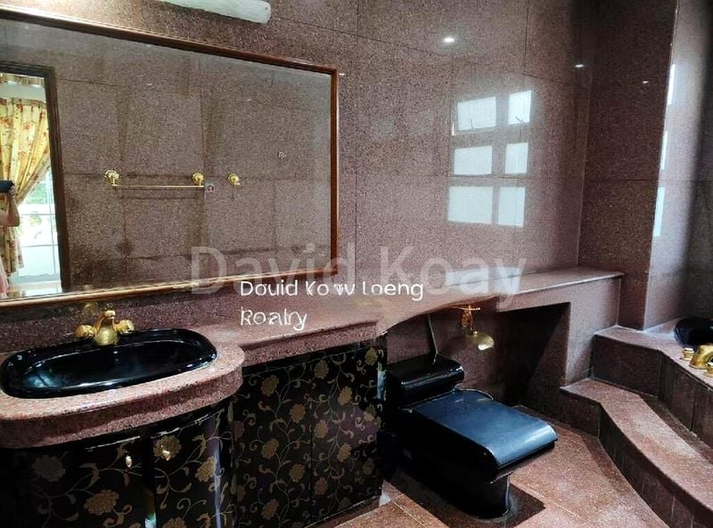 5 Bed Semi-Detached House (Landed) for Sale in Kim Lin Park - Image 2