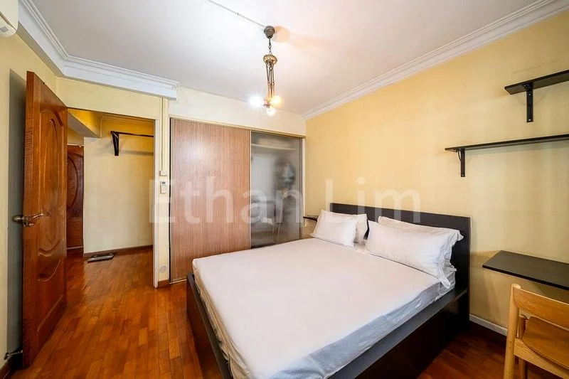 Common Room (HDB) for Rent in  833 Hougang Central - Image 4