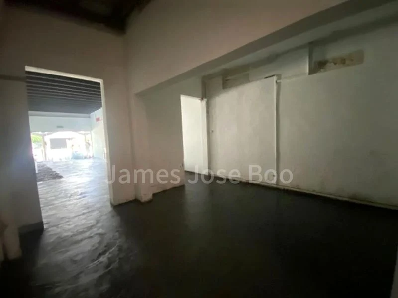 Shop / Shophouse for Rent: Cheapest shophouse, ground floor, Macpherson Road, available now. - Image 1