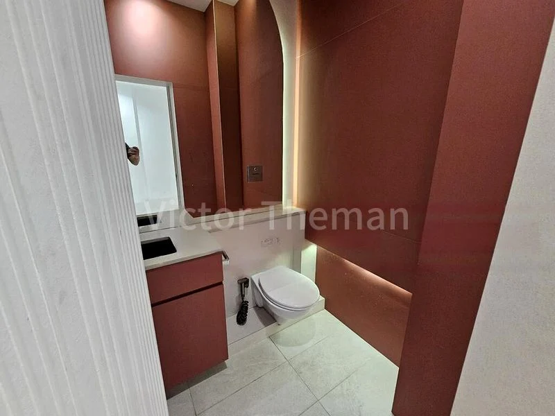 Shop / Shophouse for Rent: 246 Upper Thomson Road - Image 1