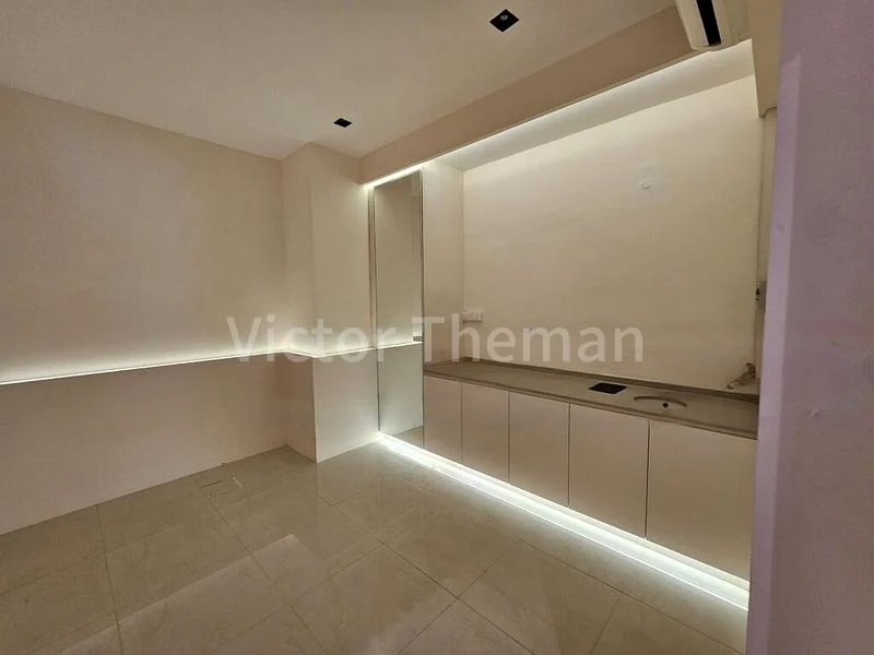 Shop / Shophouse for Rent: 246 Upper Thomson Road - Image 4