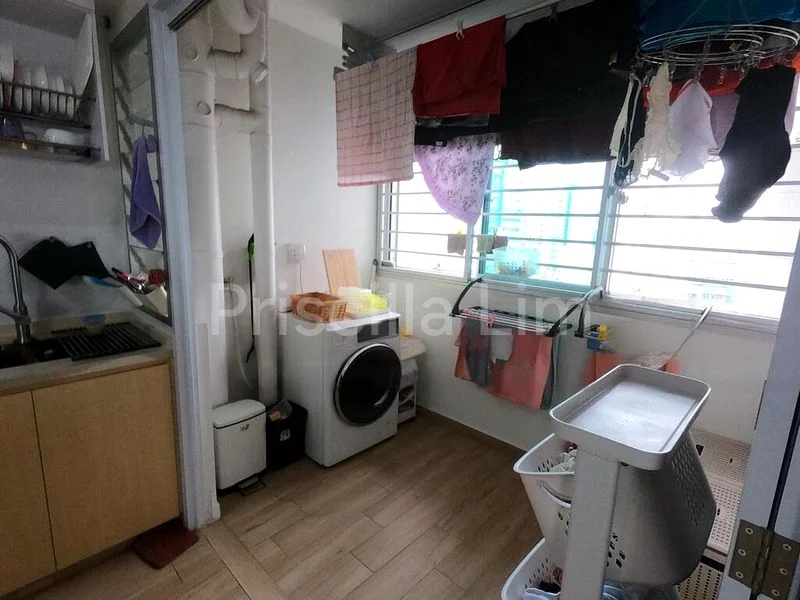 5 Room (5I) HDB for Sale in  183C Woodlands Street 13 - Image 8