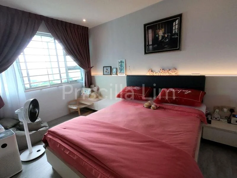 5 Room (5I) HDB for Sale in  183C Woodlands Street 13 - Image 2