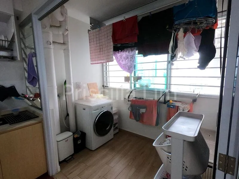 5 Room (5I) HDB for Sale in  183C Woodlands Street 13 - Image 9