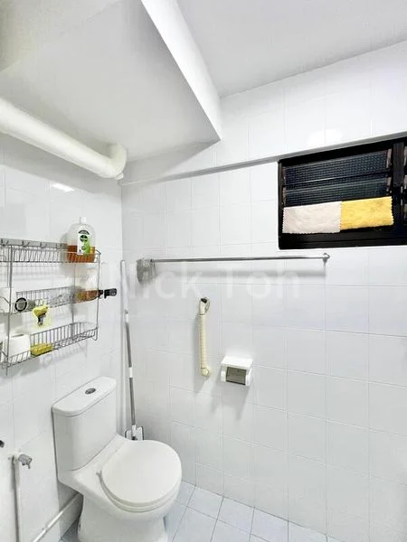 Common Room (HDB) for Rent in  455 Jurong West Street 42 - Image 10