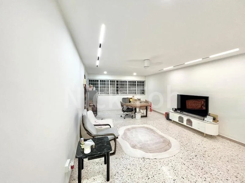 Common Room (HDB) for Rent in  455 Jurong West Street 42 - Image 4