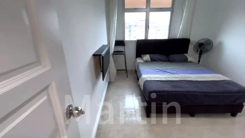 Executive HDB for Rent in  498D Tampines Street 45 - Image 2