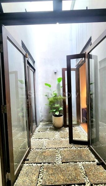 3 Bed Terraced House (Landed) for Sale in  Ang Mo Kio Avenue 3 - Image 7