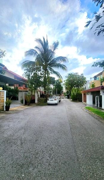 3 Bed Terraced House (Landed) for Sale in  Ang Mo Kio Avenue 3 - Image 9