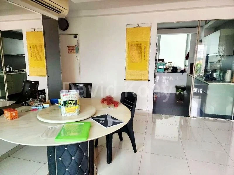 Executive HDB for Sale in 275A Bishan Street 24 - Image 2